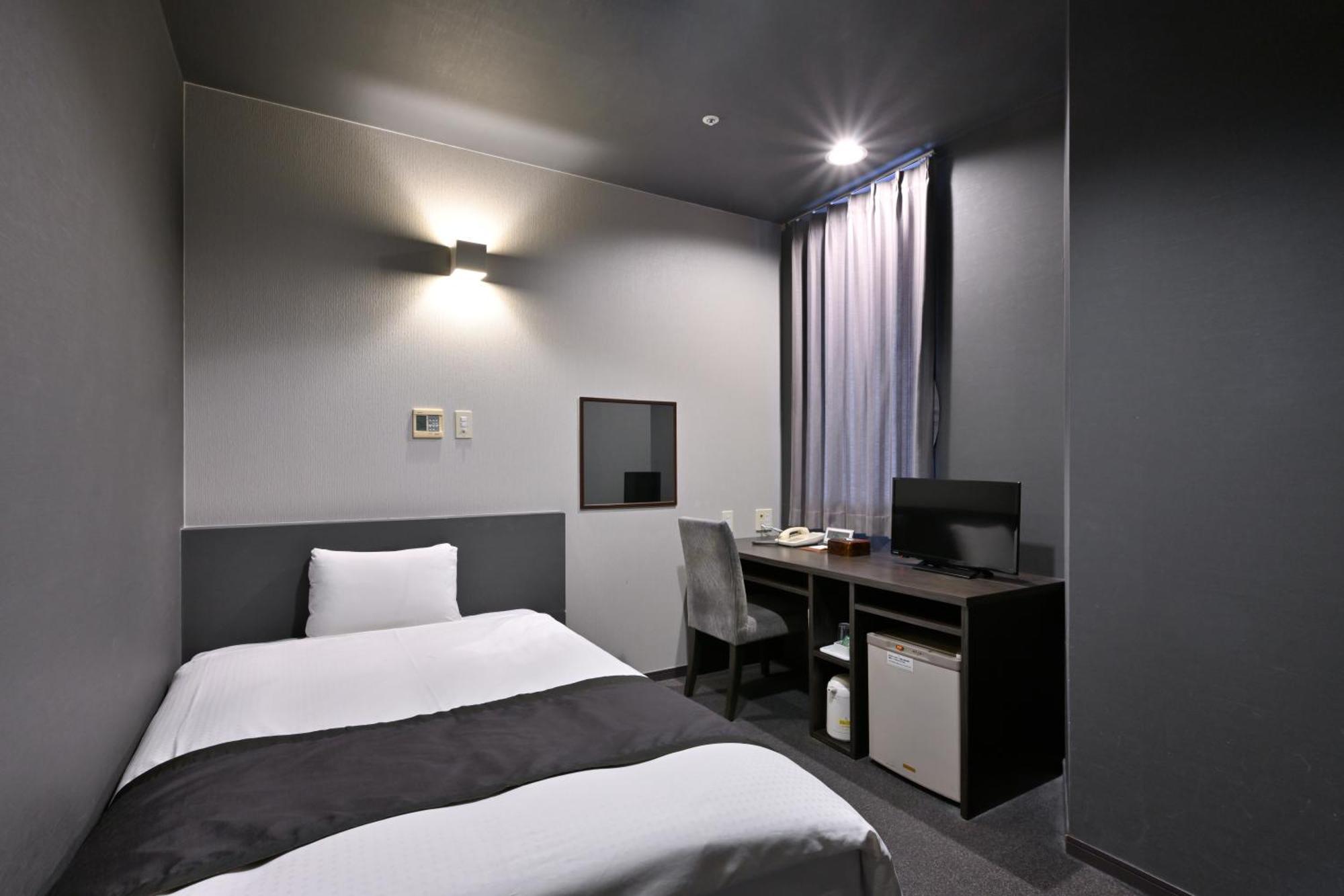Wakayama Urban Hotel Екстериор снимка